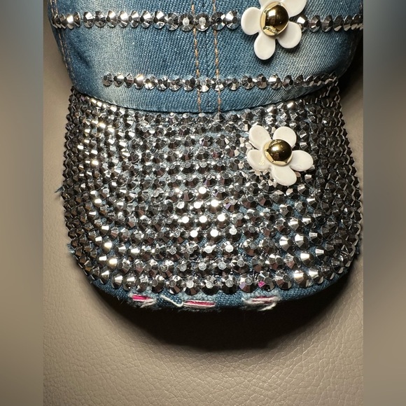 BRAND NEW GORGEOUS BLING Distressed Denim Adjustable  Baseball Hat - Picture 3 of 7